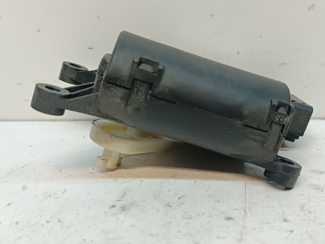 bontott VW GOLF VI Fűtés Állító Motor