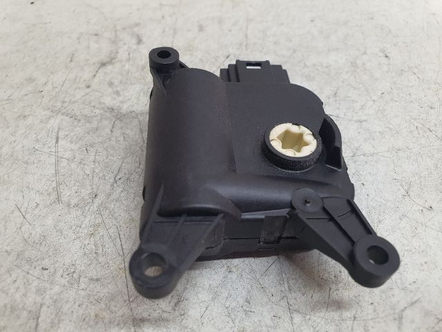 bontott VW GOLF VI Fűtés Állító Motor