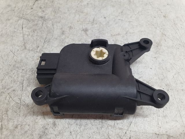 bontott VW GOLF VI Fűtés Állító Motor