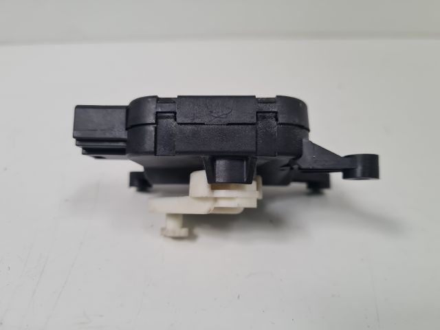 bontott VW GOLF VI Fűtés Állító Motor