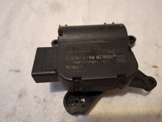 bontott VW GOLF VI Fűtés Állító Motor