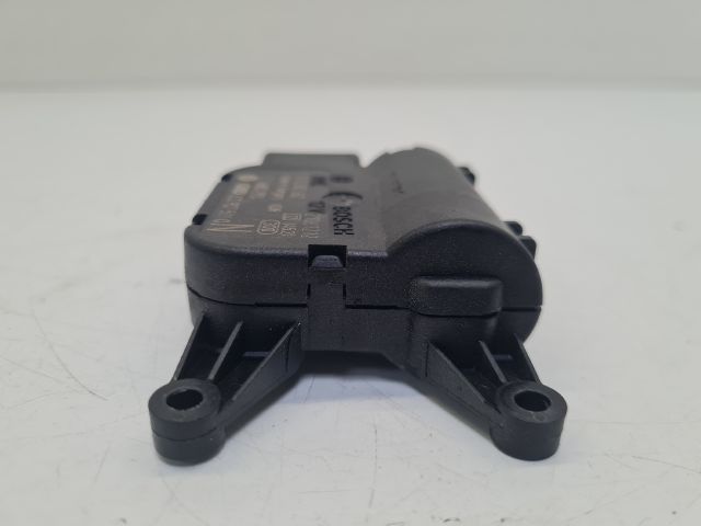 bontott VW GOLF VI Fűtés Állító Motor