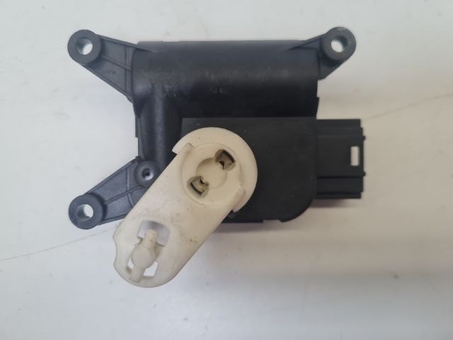 bontott VW GOLF VI Fűtés Állító Motor