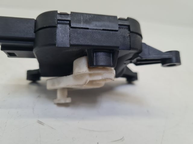 bontott VW GOLF VI Fűtés Állító Motor