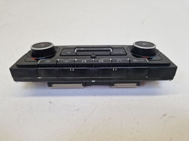 bontott VW GOLF VI Fűtéskapcsoló (digit klímás)