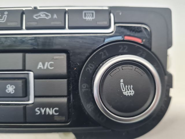 bontott VW GOLF VI Fűtéskapcsoló (digit klímás)