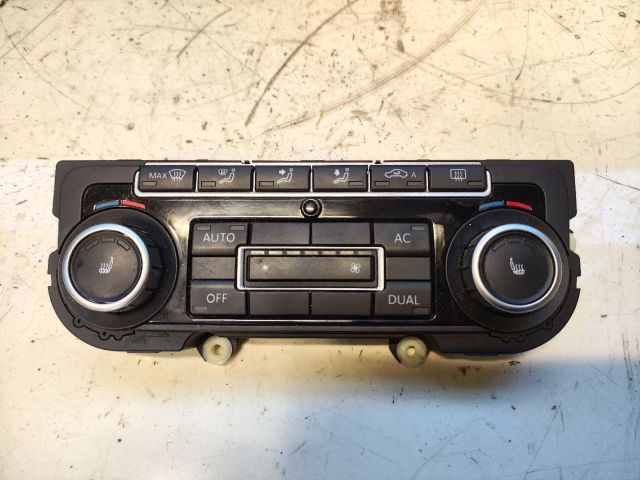 bontott VW GOLF VI Fűtéskapcsoló (digit klímás)