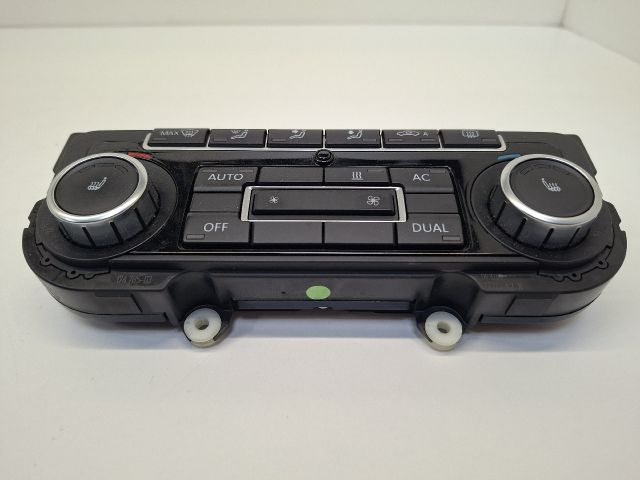 bontott VW GOLF VI Fűtéskapcsoló (digit klímás)