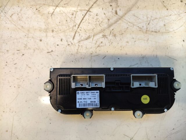 bontott VW GOLF VI Fűtéskapcsoló (digit klímás)