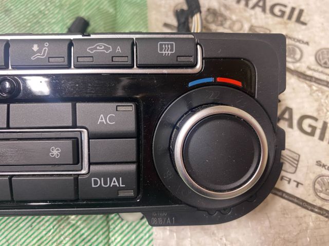 bontott VW GOLF VI Fűtéskapcsoló (digit klímás)