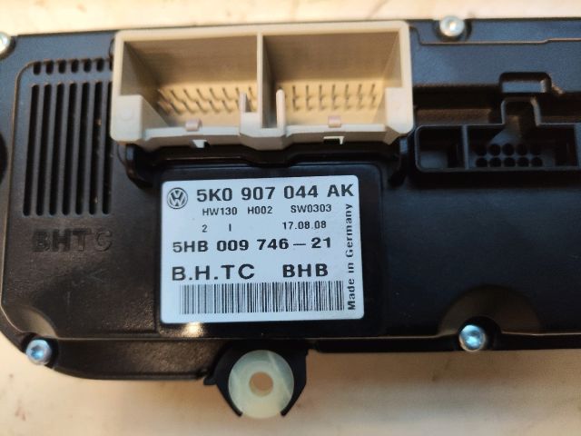 bontott VW GOLF VI Fűtéskapcsoló (digit klímás)