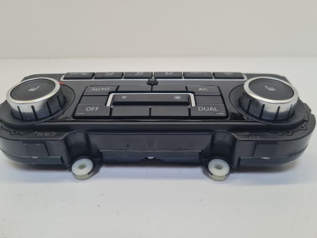 bontott VW GOLF VI Fűtéskapcsoló (digit klímás)