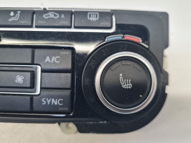 bontott VW GOLF VI Fűtéskapcsoló (digit klímás)