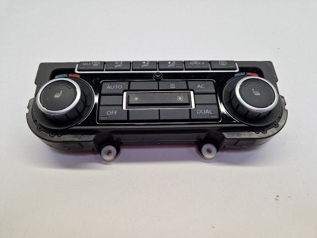 bontott VW GOLF VI Fűtéskapcsoló (digit klímás)