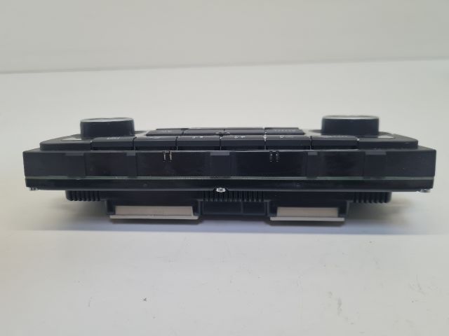 bontott VW GOLF VI Fűtéskapcsoló (digit klímás)