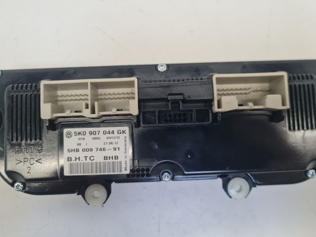 bontott VW GOLF VI Fűtéskapcsoló (digit klímás)