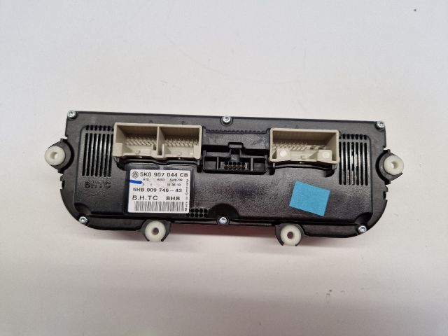 bontott VW GOLF VI Fűtéskapcsoló (digit klímás)