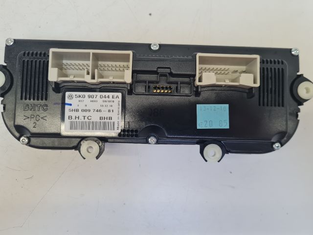 bontott VW GOLF VI Fűtéskapcsoló (digit klímás)