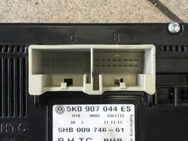 bontott VW GOLF VI Fűtéskapcsoló (digit klímás)