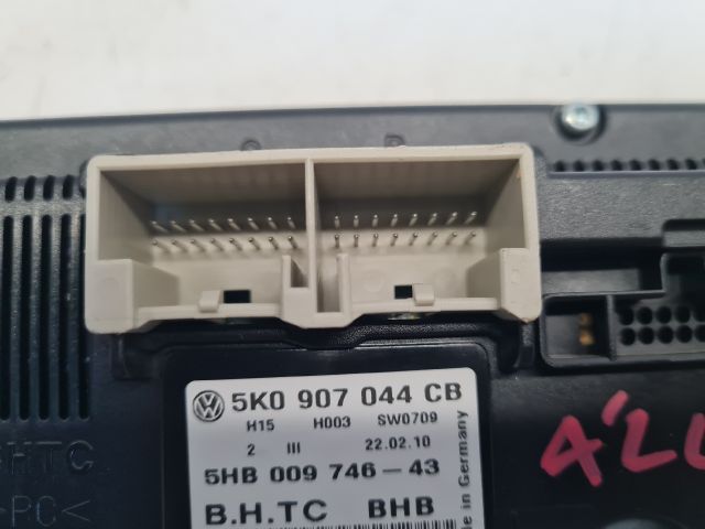 bontott VW GOLF VI Fűtéskapcsoló (digit klímás)