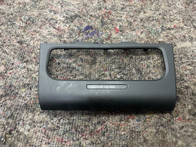 bontott VW GOLF VI Fűtéskapcsoló Keret