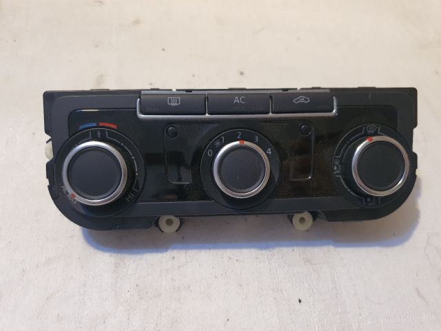 bontott VW GOLF VI Fűtéskapcsoló (manuális klímás)
