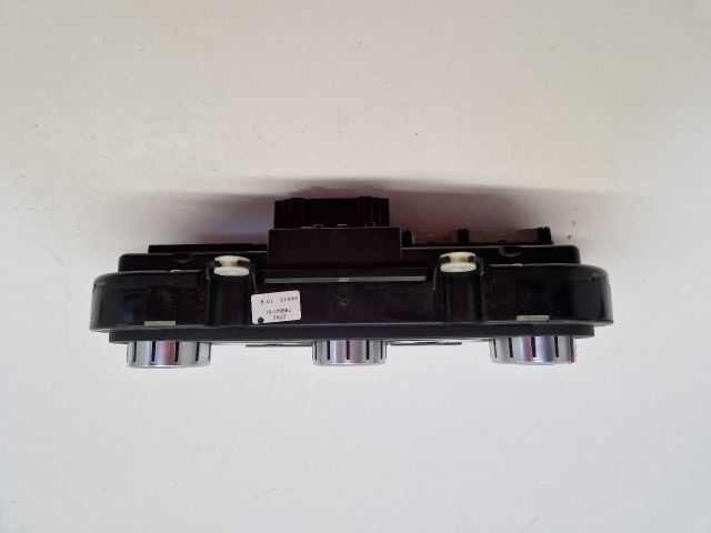 bontott VW GOLF VI Fűtéskapcsoló (manuális klímás)