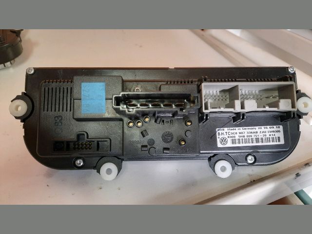bontott VW GOLF VI Fűtéskapcsoló (manuális klímás)