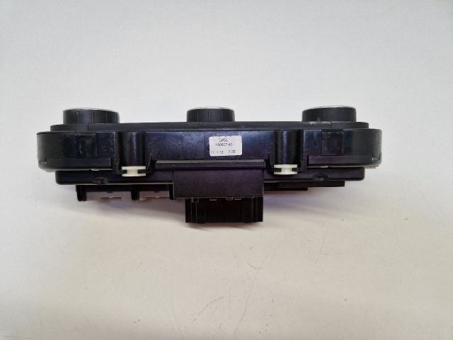 bontott VW GOLF VI Fűtéskapcsoló (manuális klímás)