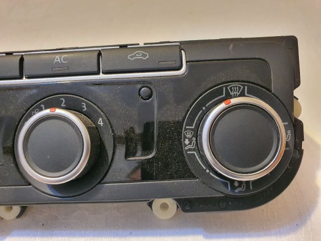 bontott VW GOLF VI Fűtéskapcsoló (manuális klímás)