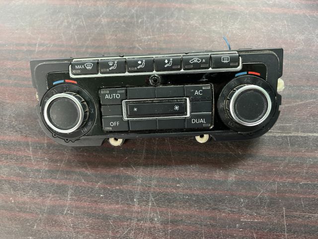 bontott VW GOLF VI Fűtéskapcsoló (Nem klímás)