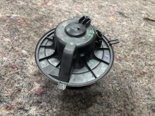 bontott VW GOLF VI Fűtőmotor (Klímás)