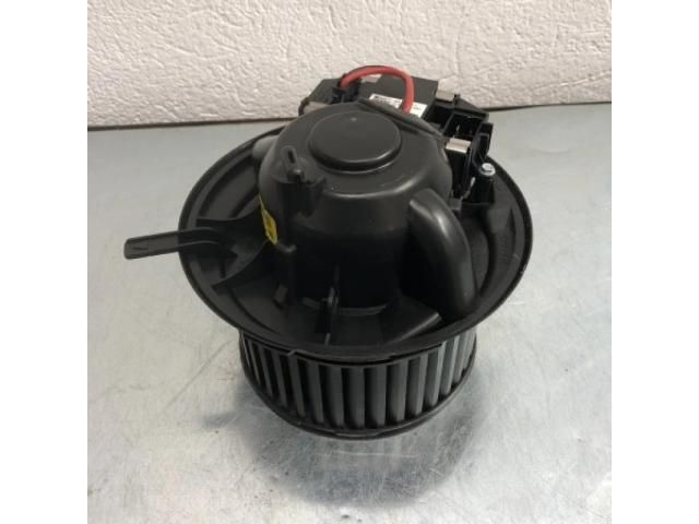 bontott VW GOLF VI Fűtőmotor (Klímás)