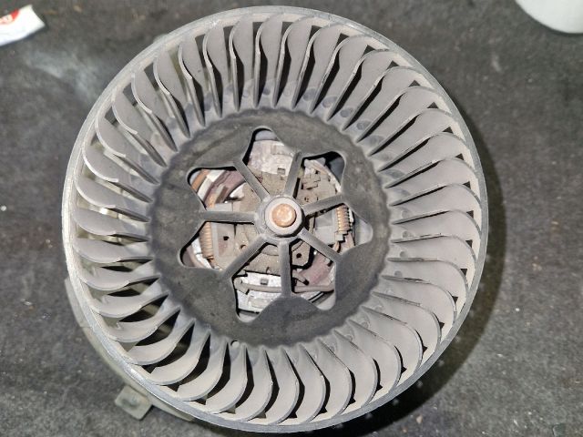 bontott VW GOLF VI Fűtőmotor (Klímás)