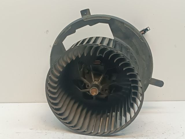 bontott VW GOLF VI Fűtőmotor (Klímás)