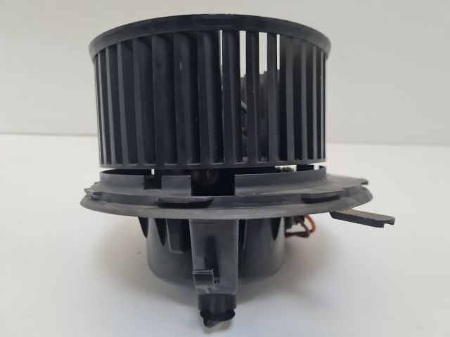 bontott VW GOLF VI Fűtőmotor (Klímás)