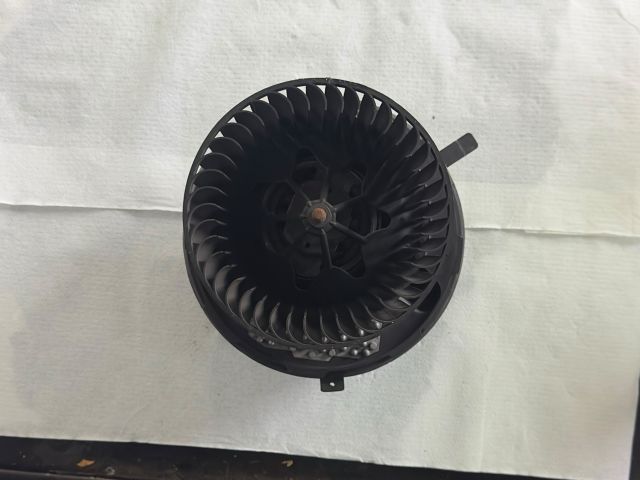 bontott VW GOLF VI Fűtőmotor (Klímás)