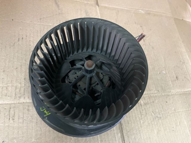 bontott VW GOLF VI Fűtőmotor (Nem klímás)