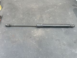 bontott VW GOLF VI Gázrugós Kitámasztó Teleszkóp Csomagtérajtó Jobb