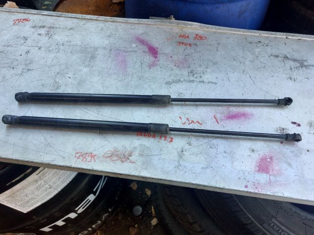 bontott VW GOLF VI Gázrugós Kitámasztó Teleszkóp Pár Csomagtérajtó