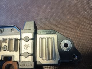 bontott VW GOLF VI Generátor Elektronika