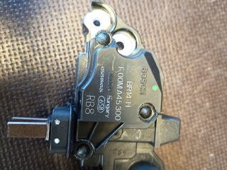 bontott VW GOLF VI Generátor Elektronika