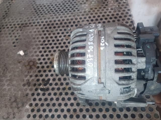 bontott VW GOLF VI Generátor