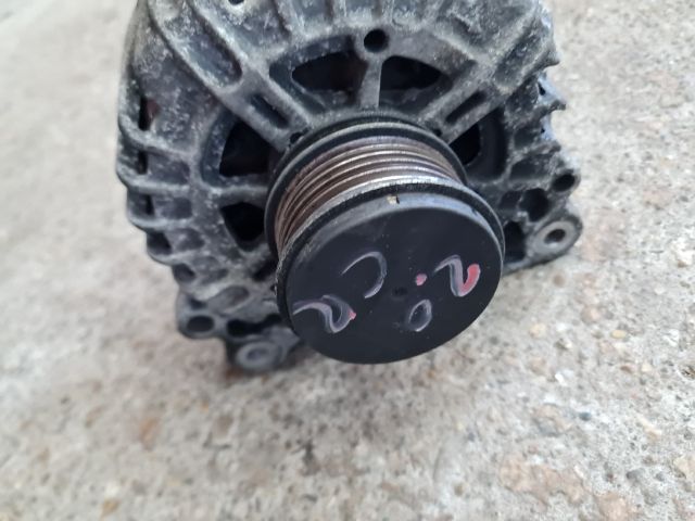 bontott VW GOLF VI Generátor