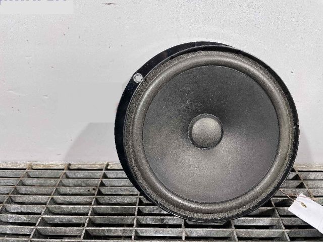 bontott VW GOLF VI Hangszóró (Pozíciófüggetlen)