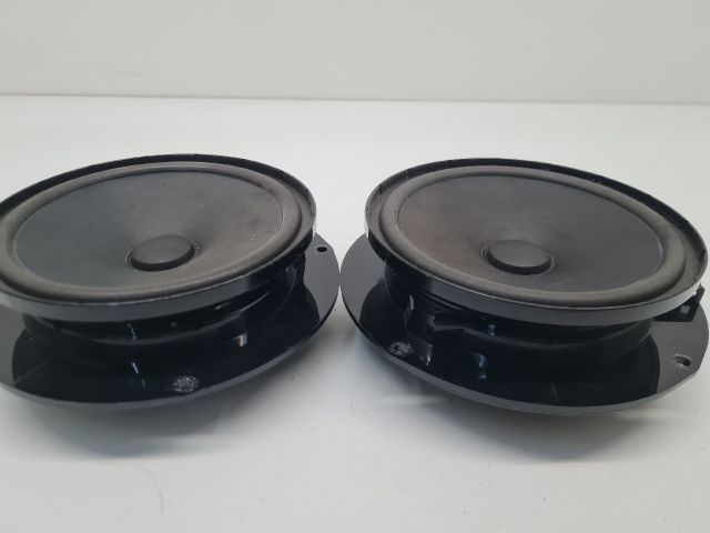 bontott VW GOLF VI Hangszóró Szett