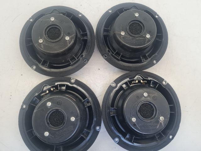 bontott VW GOLF VI Hangszóró Szett