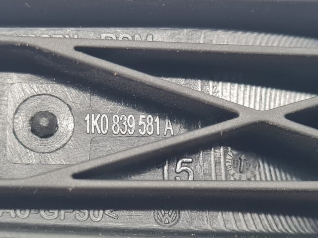 bontott VW GOLF VI Hátsó Ablaktekerő Kar