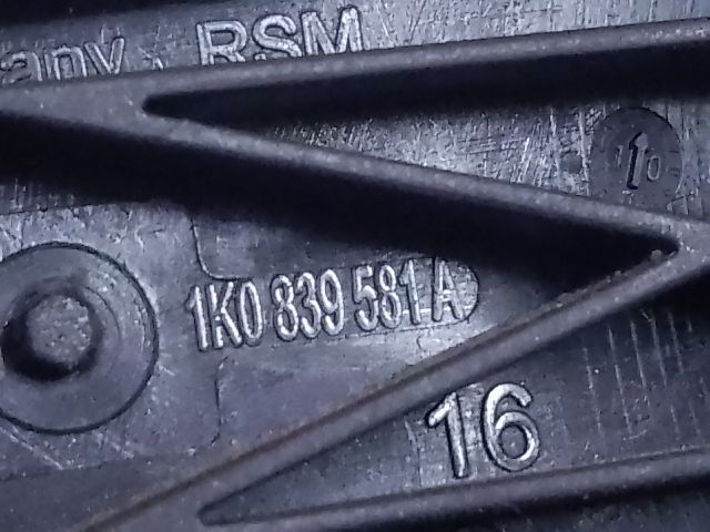 bontott VW GOLF VI Hátsó Ablaktekerő Kar