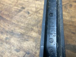 bontott VW GOLF VI Hátsó Ablaktörlő Kar